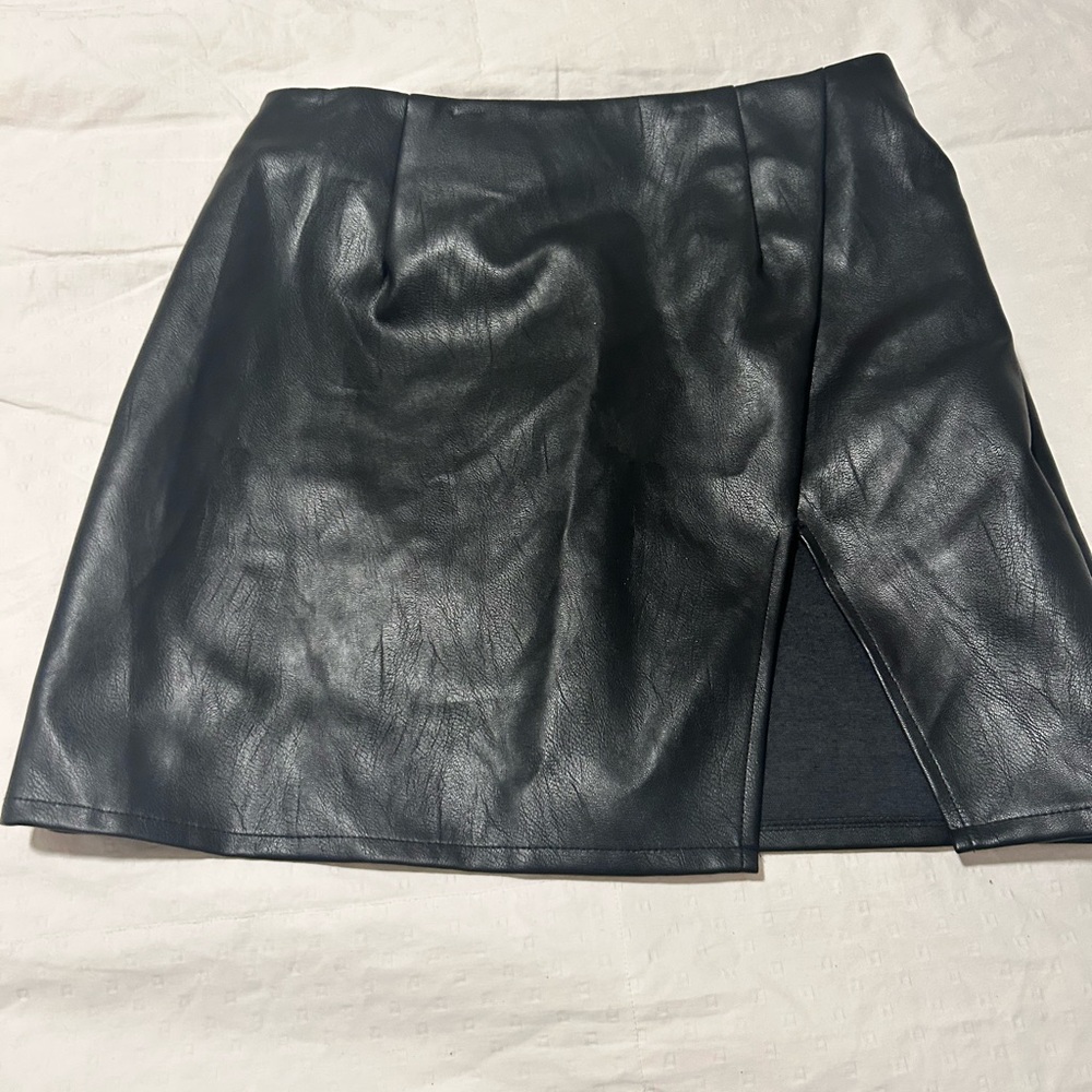 superdown Black Faux Leather Mini Skirt with Front Slit Detail